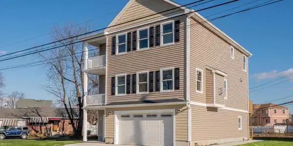 502 Dock Street