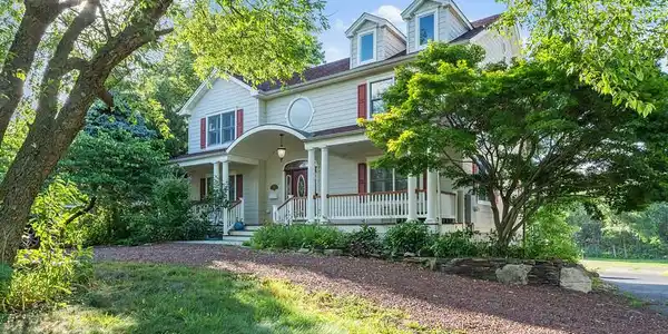 251 Port Au Peck Avenue