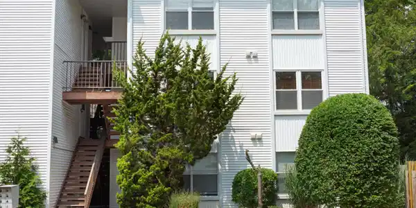 1606 Main Street Unit R209