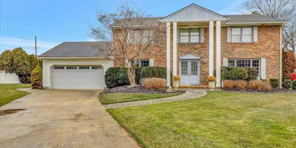 21 Breakwater Lane