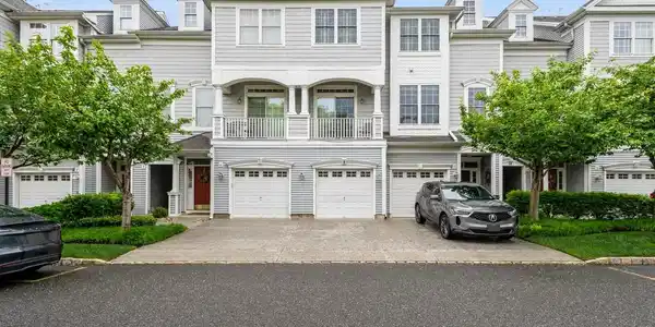8 Skimmer Lane