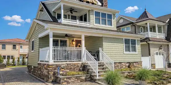 8 New Brunswick Avenue