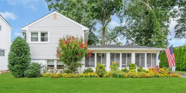 2125 Edgewood Place