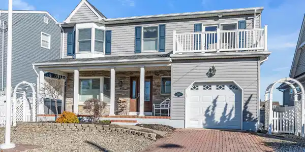 2105 Seagull Terrace