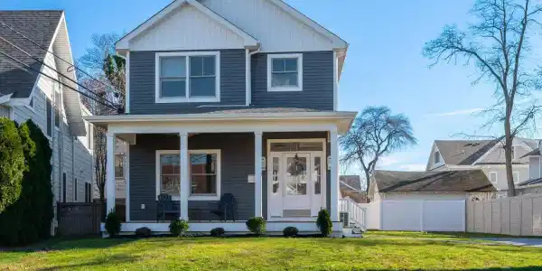 104 Fletcher Lake Avenue