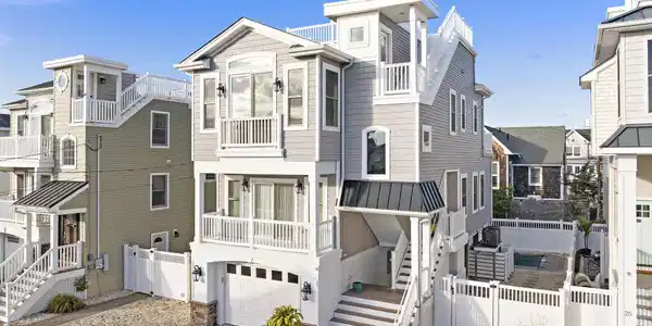 27 W South 33rd Street