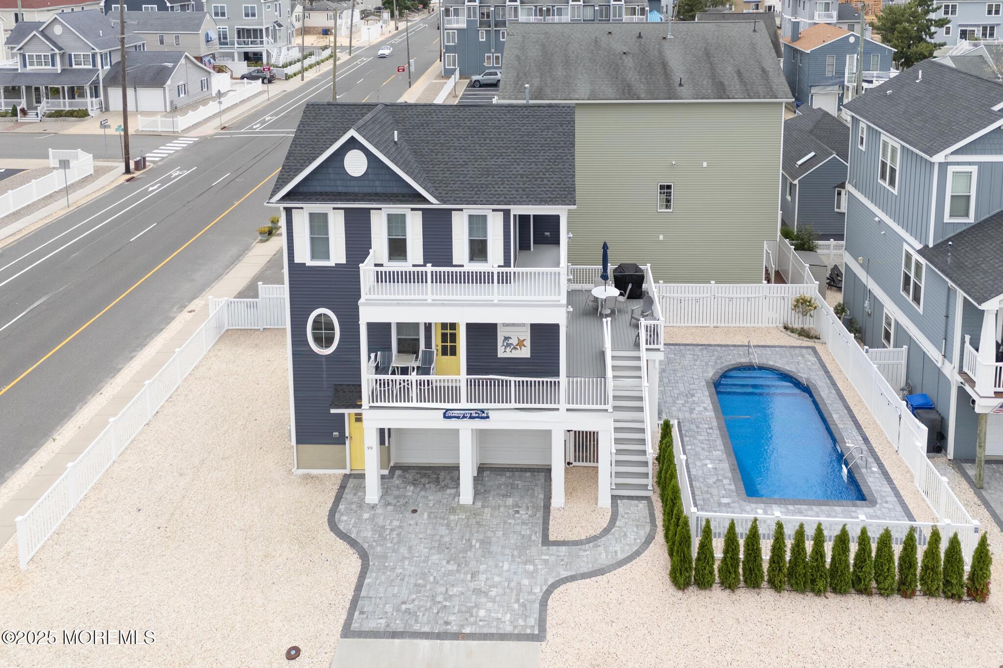 Image 3: 99 Coolidge Ave (58)