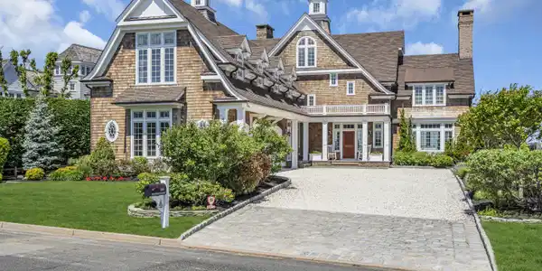 313 Dutchmans Point Road