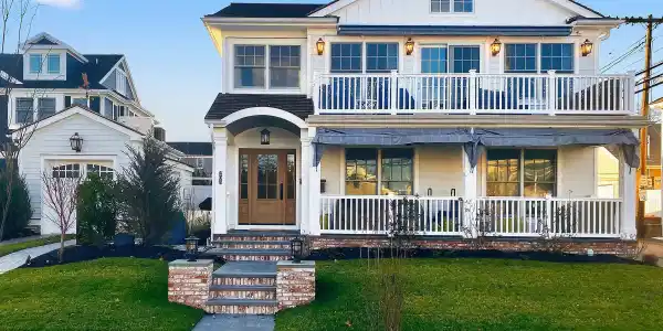 203 4th Avenue