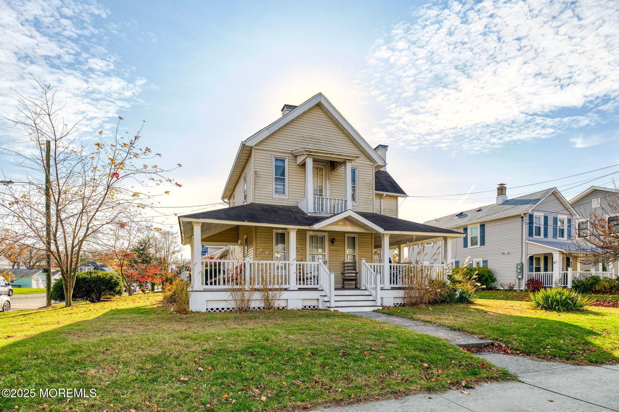 Image 1: 19-web-or-mls-DSC_5837_28