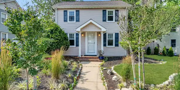 Image 3: 4-web-or-mls-DSC03870-1