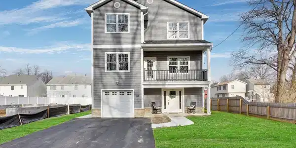 83 Raynor Avenue