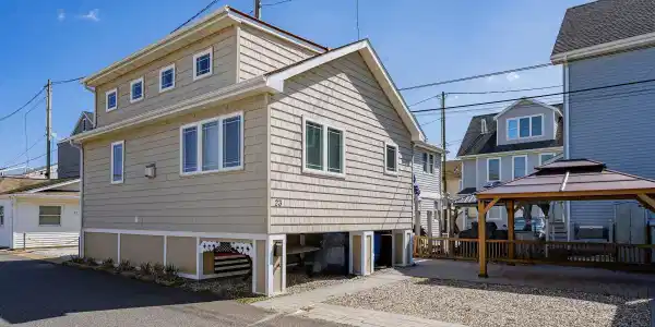 23 E Sea Way