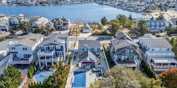 49 Dickman Drive