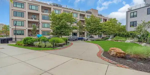 601 Heck Street Unit 102