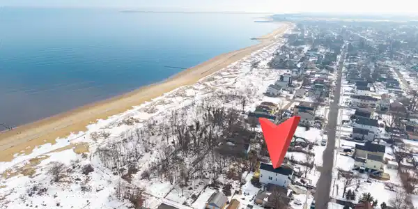 77 Shore Boulevard