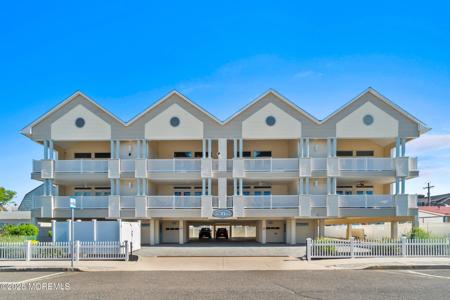 18 Sheridan Avenue Unit 3
