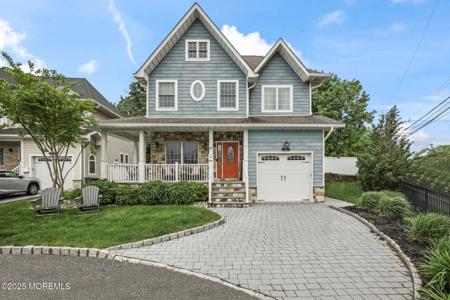 156 Chelsea Avenue
