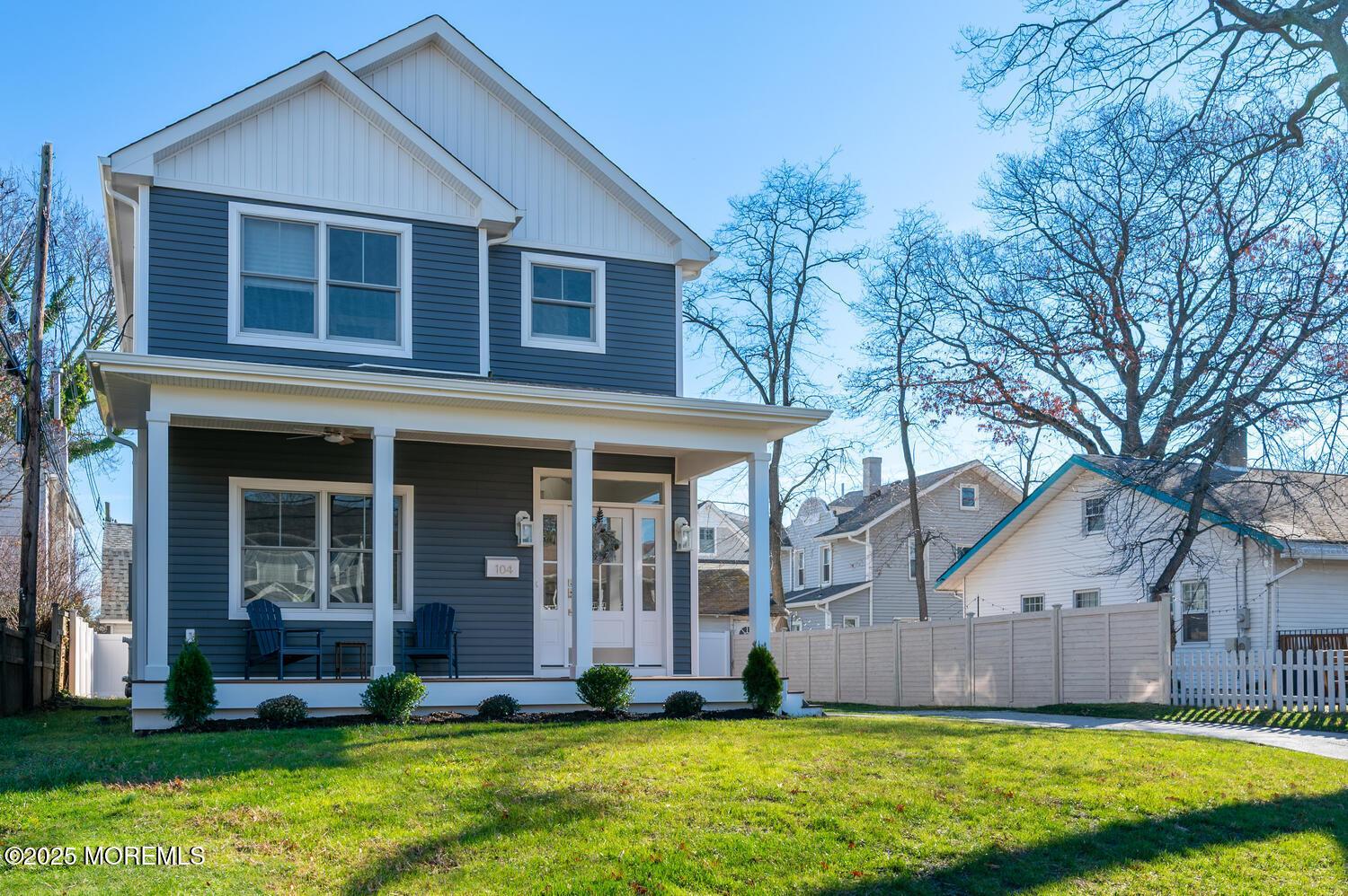 Image 2: 104 Fletcher Lake Ave Bradley-large-001-