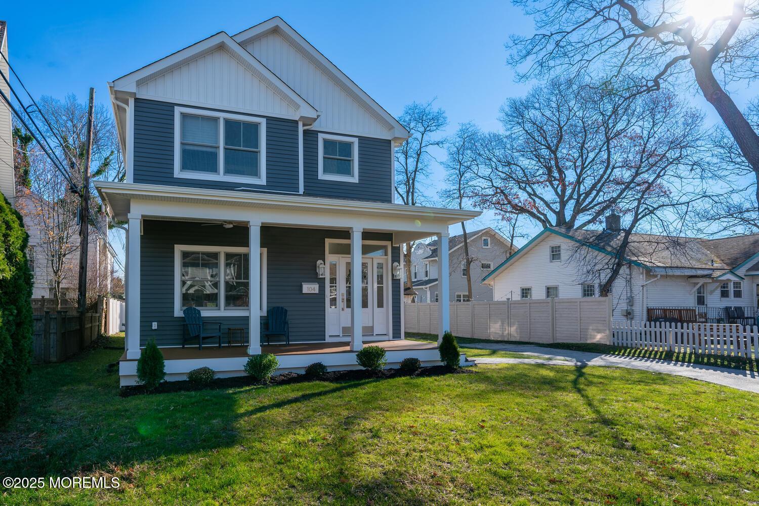 Image 4: 104 Fletcher Lake Ave Bradley-large-006-