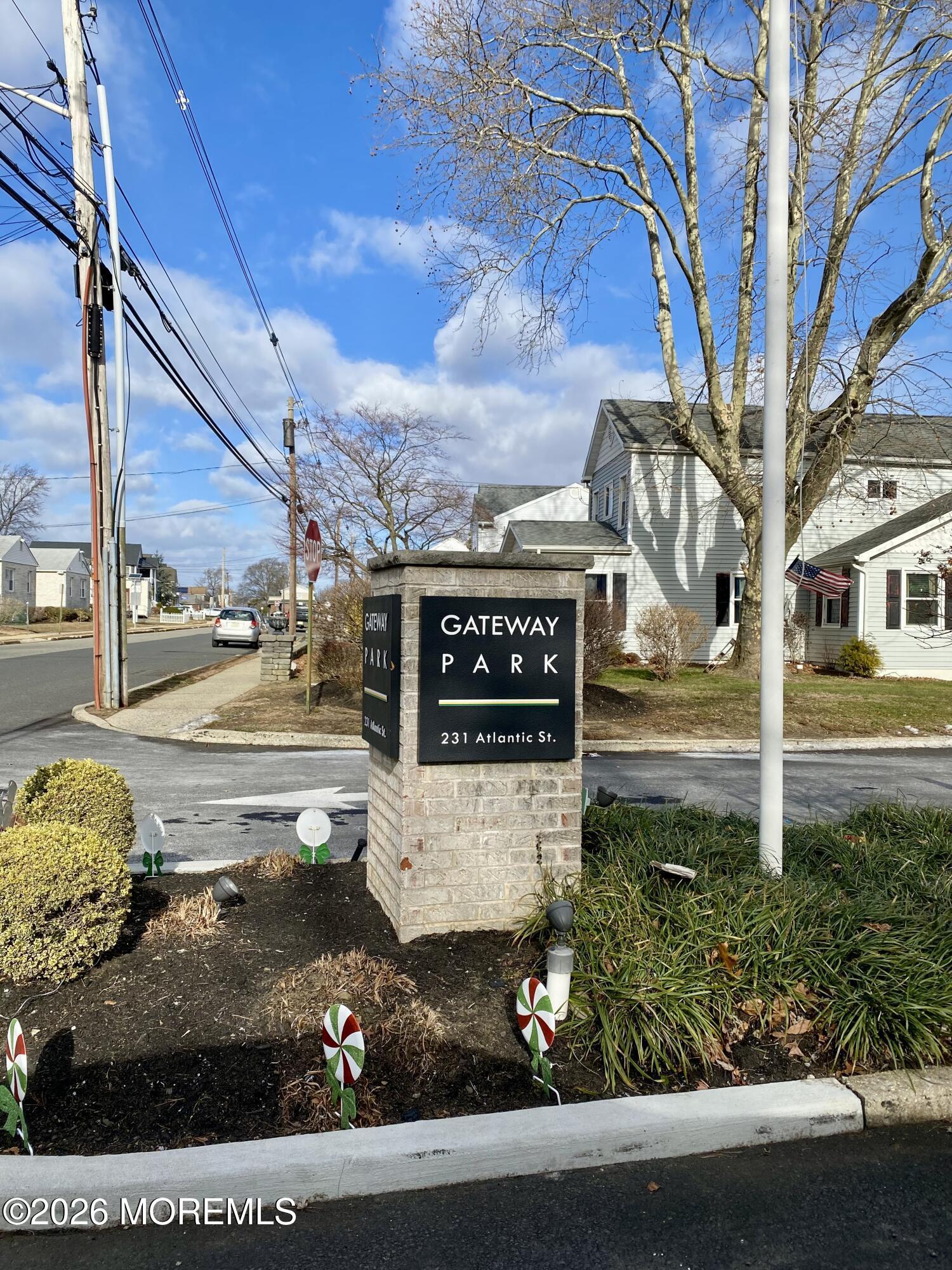 Image 1: Gateway Park