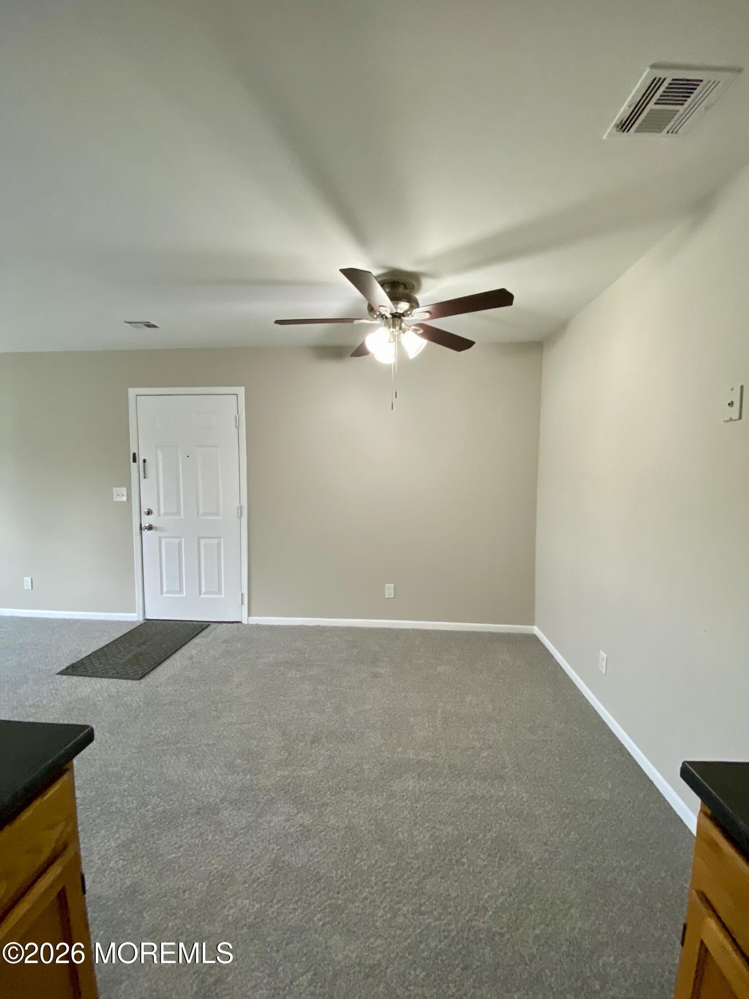 Image 4: dining room