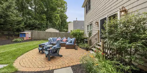 Image 4: 25-web-or-mls-DSC08840