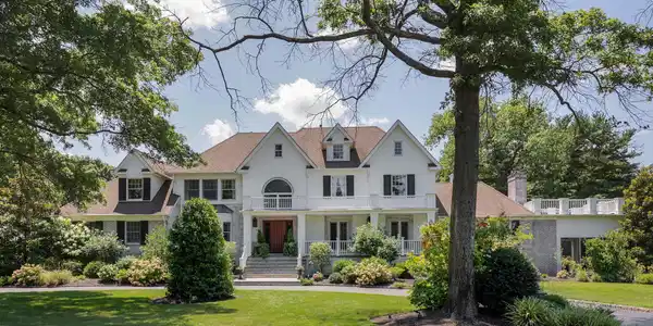 44 Wardell Avenue