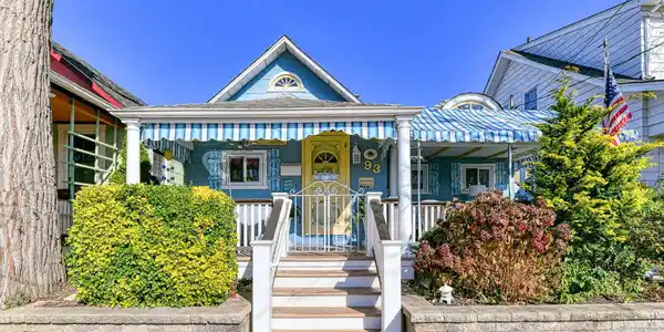 93 Stockton Avenue