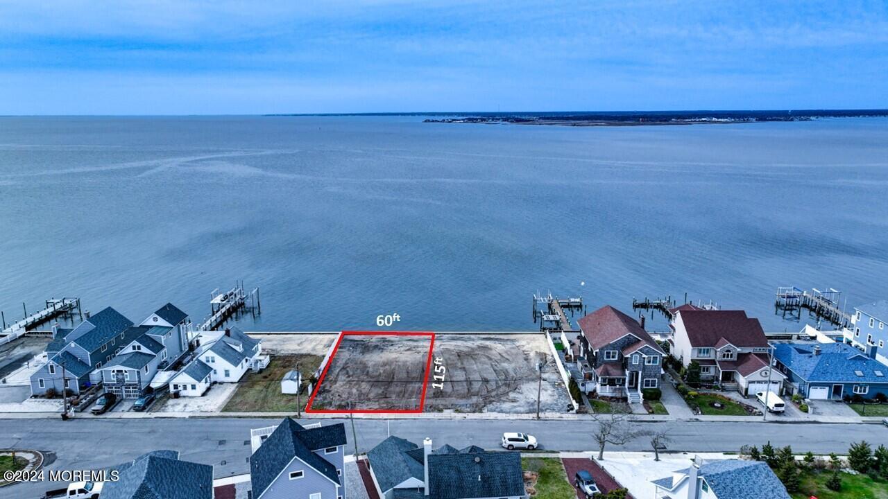 Image 1: 511 Sunset Drive