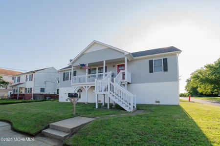 303 Dock Street