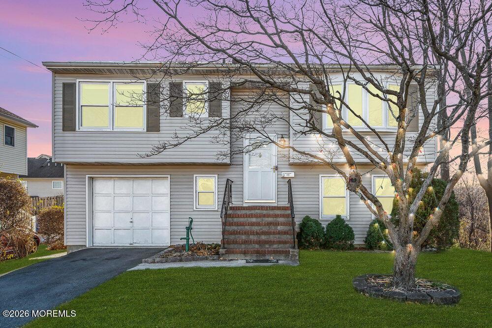 Image 1: 001_dsc09983-1_72_copye_25