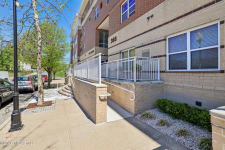 368 Rector Street Unit 419