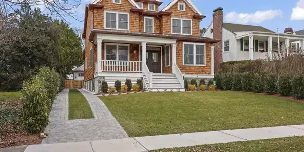 Image 4: 1-web-or-mls-4-web-or-mls-LPM_6222