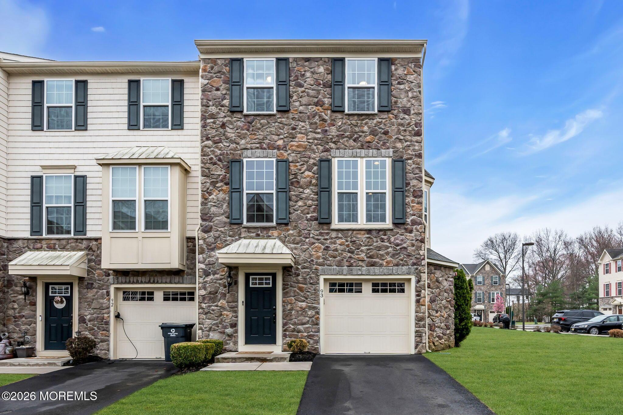 Image 1: 1-web-or-mls-1-print-DSC06363-1b