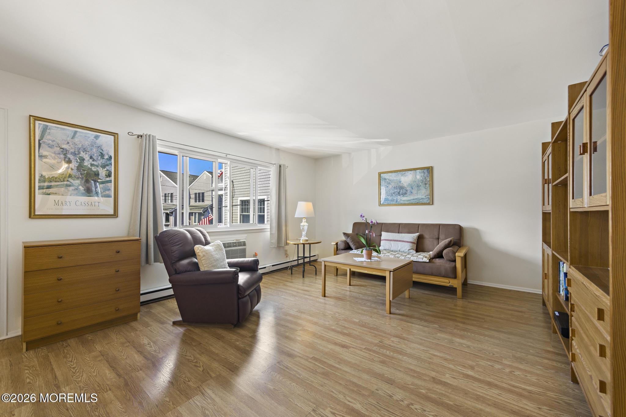 Image 4: 1 Osborne Pl (14)
