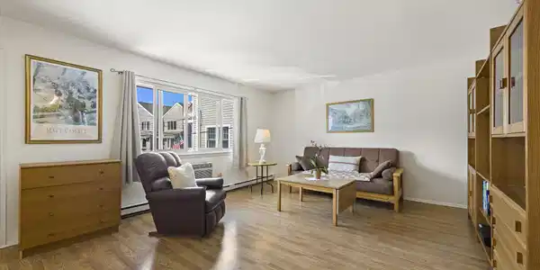 Image 4: 1 Osborne Pl (14)