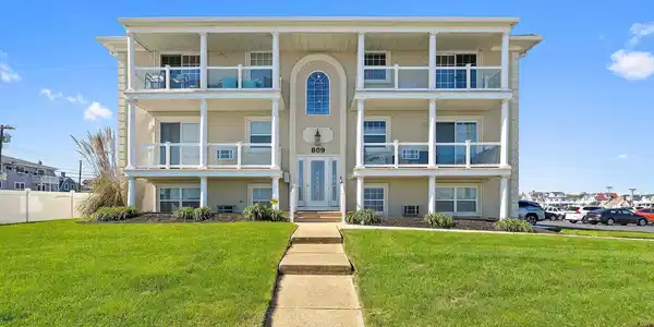 809 Ocean Avenue Unit 5