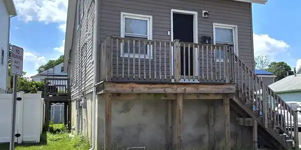 7 Woodside Avenue
