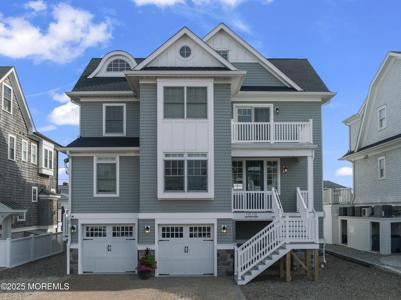 1819 Boat Point Drive