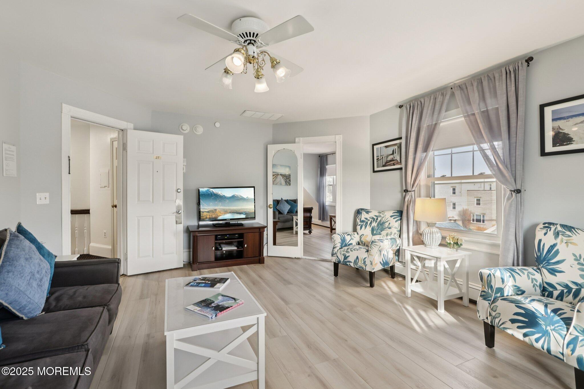 Image 4: 3-web-or-mls-Monmouth Ave-S2111-003