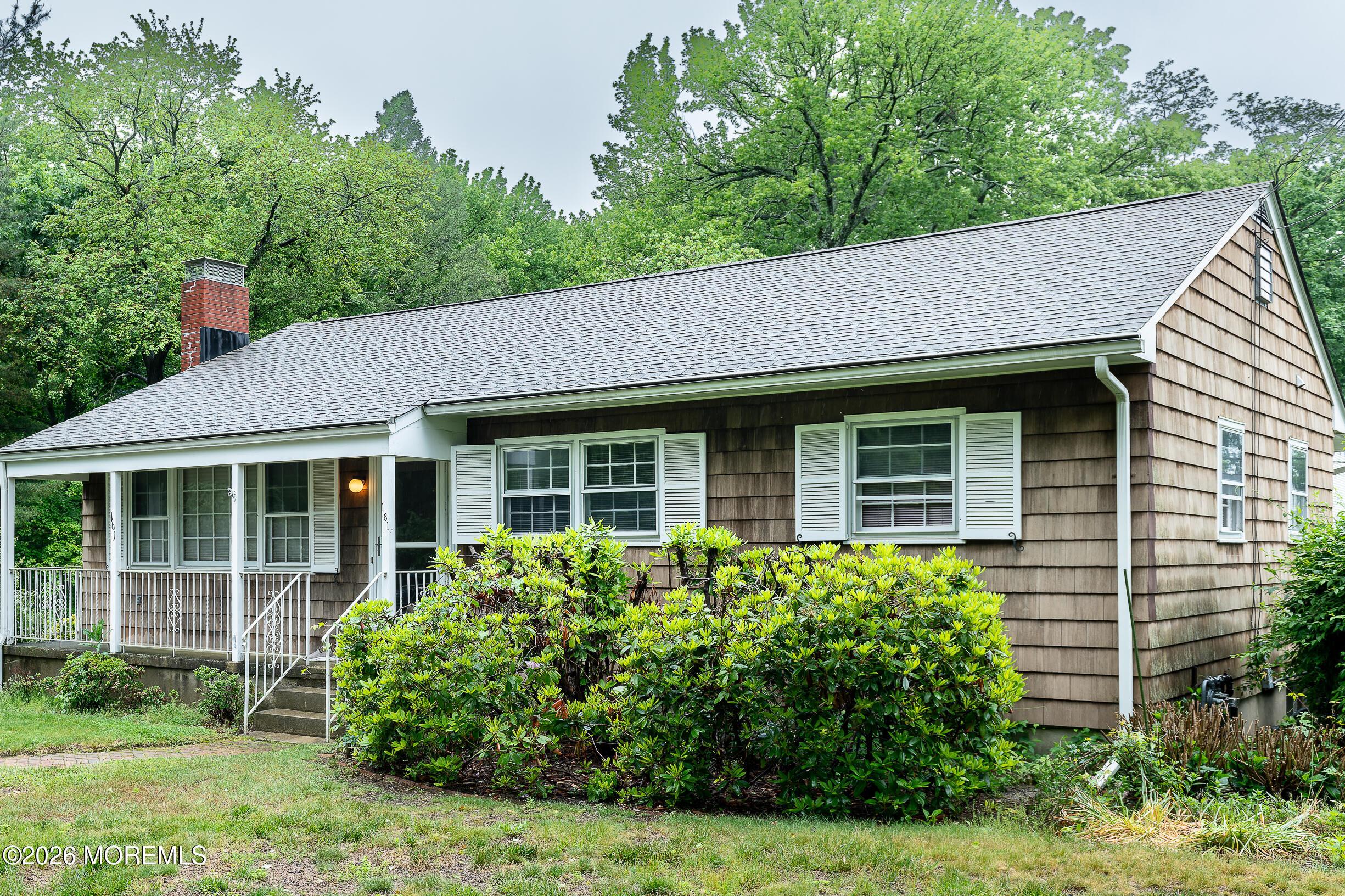 Image 1: 161 Washington Outside-2