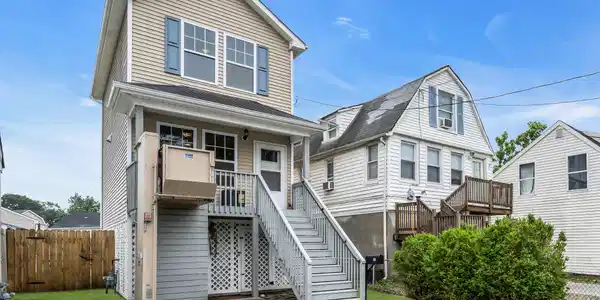Image 2: Porch Lift on Front of Home