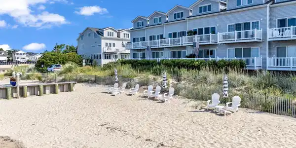 Image 2: Private Beach