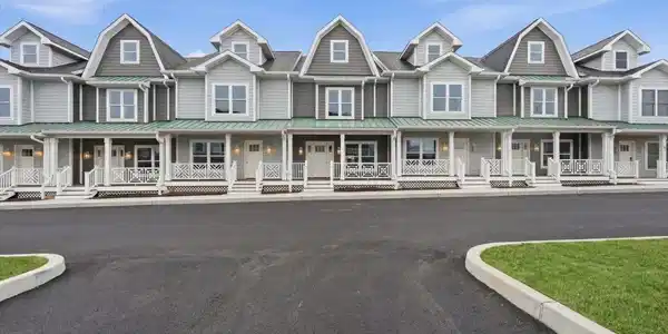 801 Main Street Unit B4