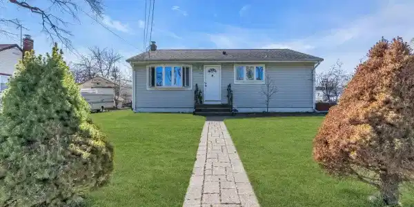 1116 Woodmere Drive