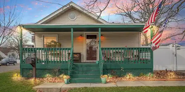 37 Beaconlight Avenue