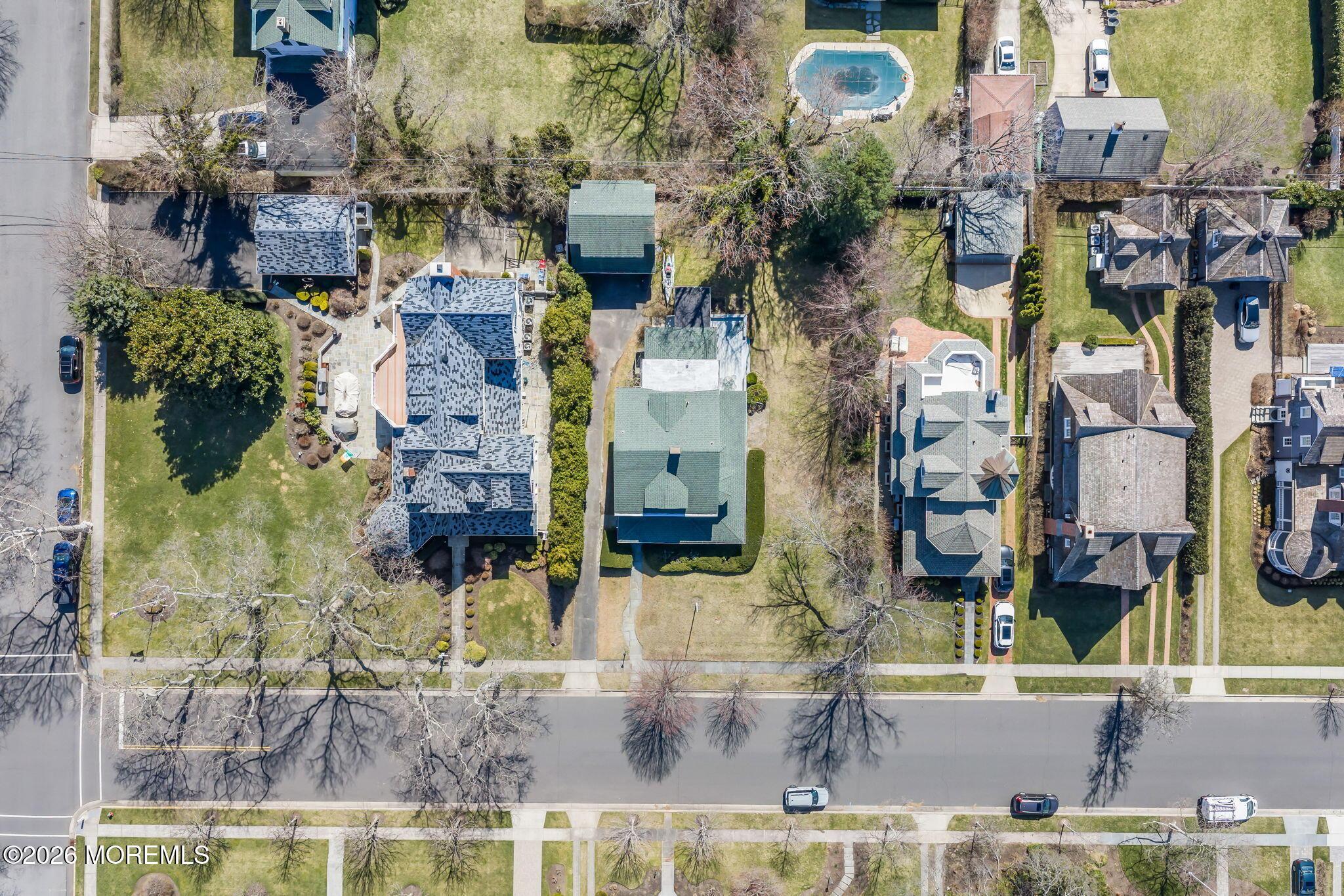 Image 2: 99-web-or-mls-DJI_20260320130539_0146_D