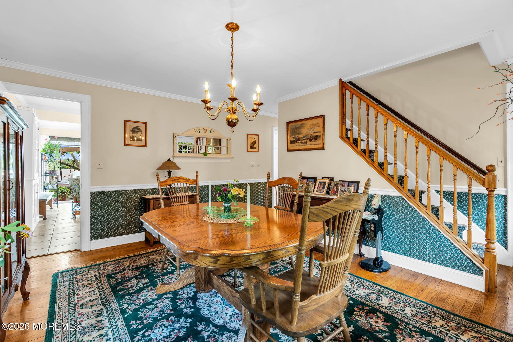 Image 4: Dining Room