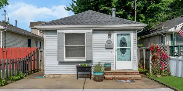 130 Forest Avenue